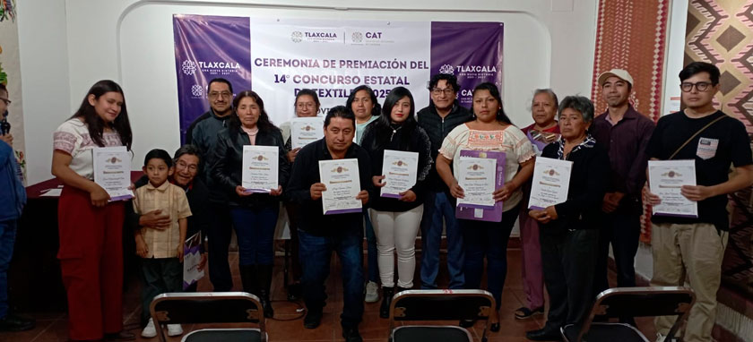 Reconocen a las y los mejores artesanos en el 14º Concurso Estatal de Textiles 2025