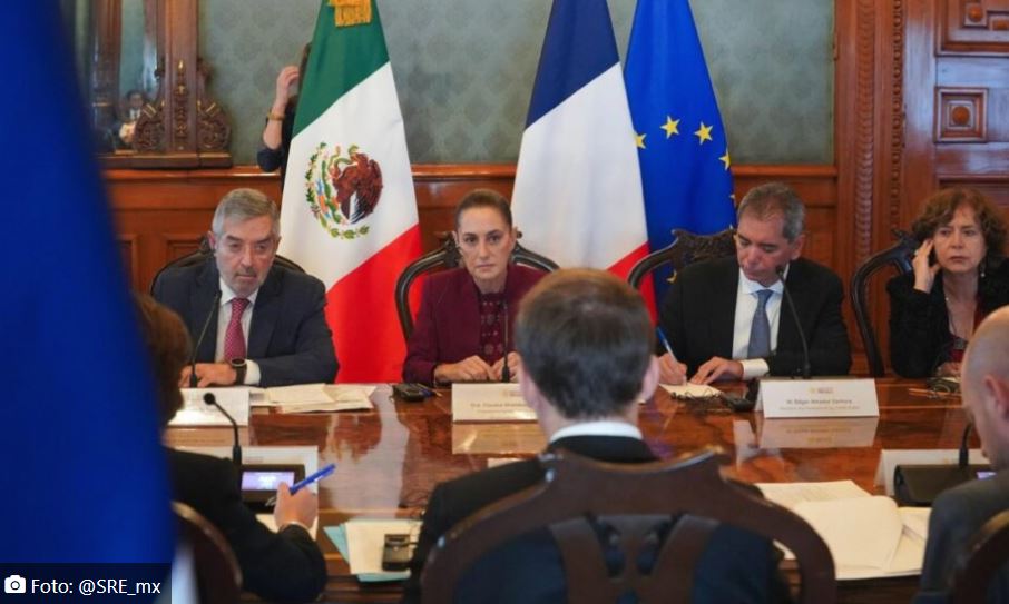 Recibe Sheinbaum a Macron; se reúnen en Palacio Nacional