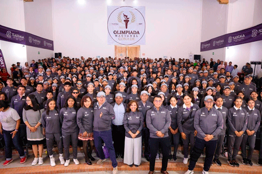 Atletas tlaxcaltecas reafirmaron su compromiso de competir con honor