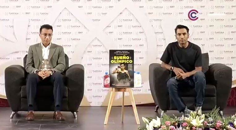 Presentaron en Tlaxcala el libro autobiográfico de Juan Luis Barrios 