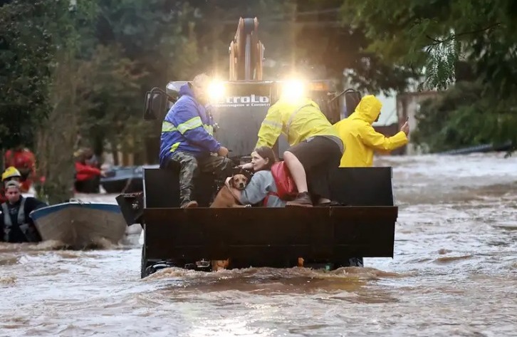 Al menos seis muertos por fuertes temporales en Brasil