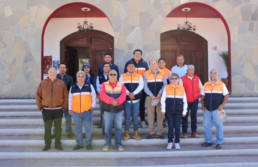 Refuerzan acciones sanitarias en Atlangatepec para garantizar agua segura a la población