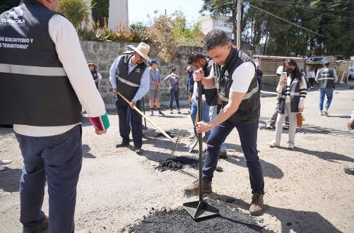 Con menos escritorio y más territorio Alfonso Sánchez García escucha y atiende a La Joya y El Sabinal