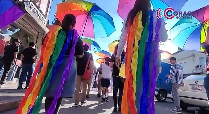Orgullo e inclusión, consignas presentes en la marcha del orgullo de Chiautempan