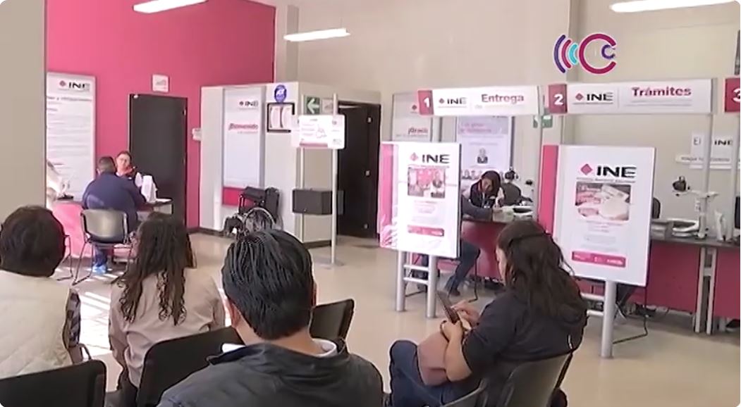 Regulariza INE Tlaxcala entrega de credenciales para votar 