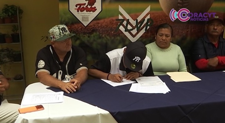 Nacif Juárez Cuamatzi ingresó al béisbol profesional