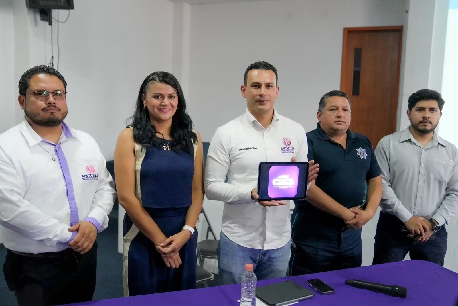 Azaín Avalos presenta la app CAZA para reforzar la seguridad en Apetatitlán