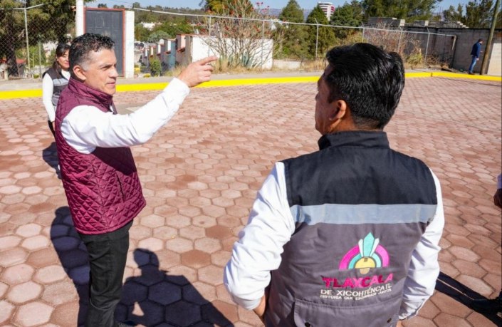 Supervisa alcalde Alfonso Sánchez rescate histórico de la calle Porfirio Díaz de Acuitlapilco 