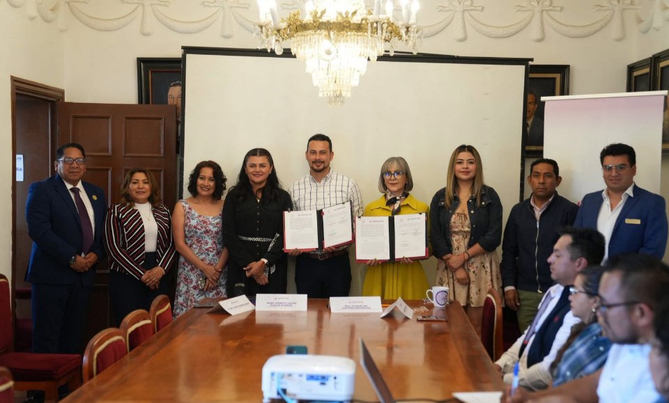 Signan Ayuntamiento de Apetatitlán y CEDH  convenio de colaboración 