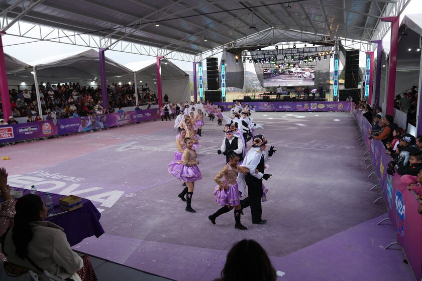 Apetatitlán premia a las mejores camadas del festival “Carnavaleando 2026”