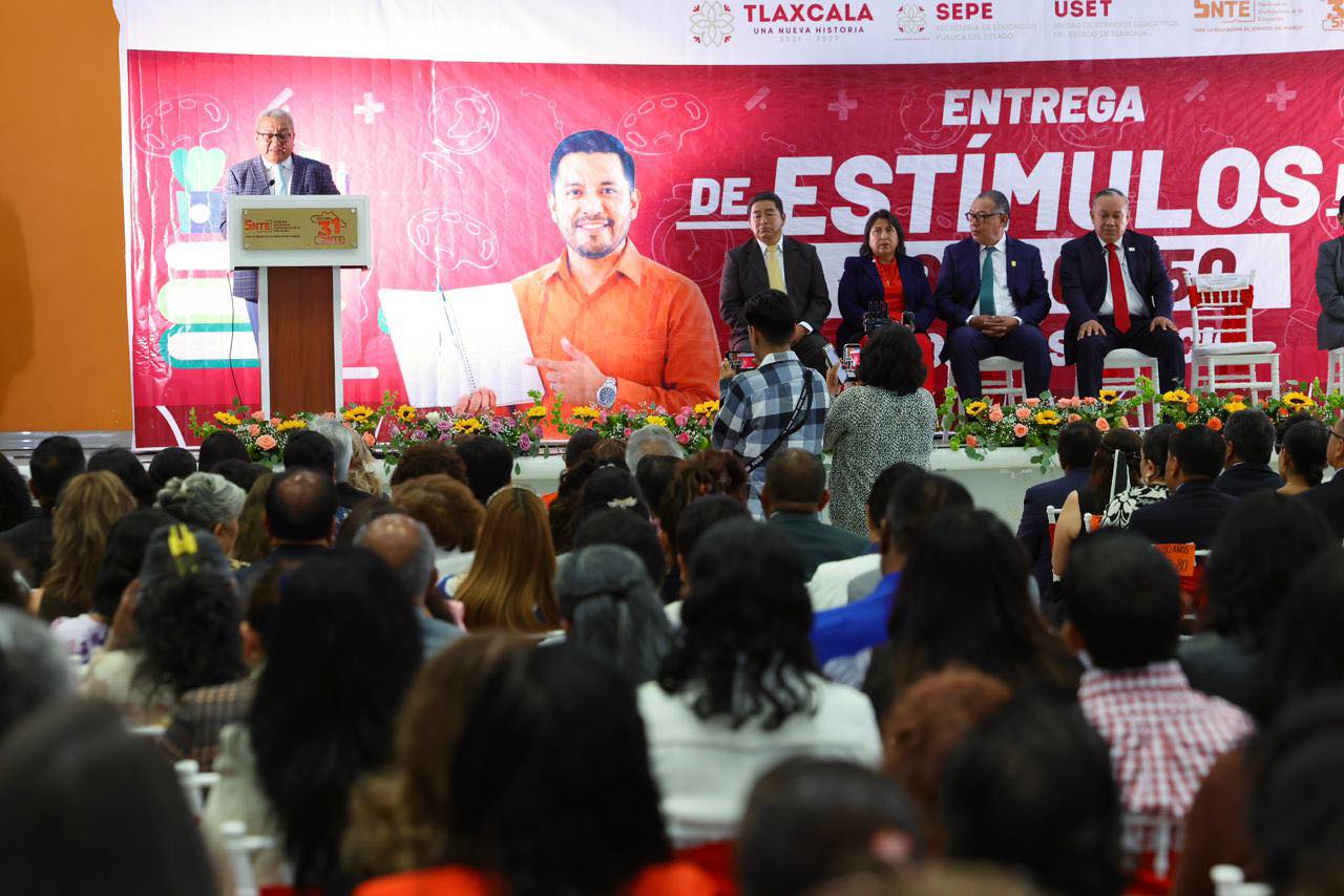 Reconoció la SEPE a docentes por su vocación de servicio educativo