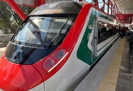 Tren Suburbano Buenavista-AIFA en su mayoría “ya es público”: Sheinbaum
