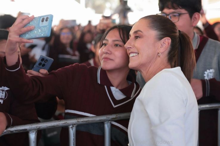 Libros de la SEP no van a cambiar; incluirán contenido sobre mujeres en la historia: Sheinbaum