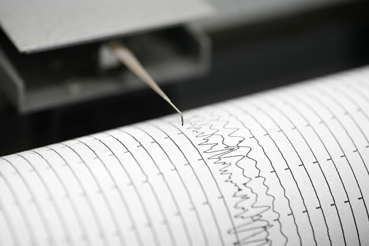 Presidenta Claudia Sheinbaum confirma que no hay daños tras sismo de magnitud 7.4