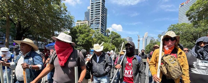 Inicia marcha de la CNTE en CDMX y estados