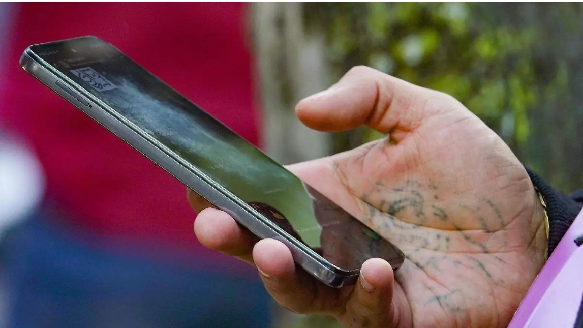 Dan prórroga para registro de celulares