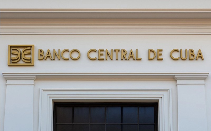 Cuba dejará de procesar operaciones con Visa y Mastercard por sanciones de EU