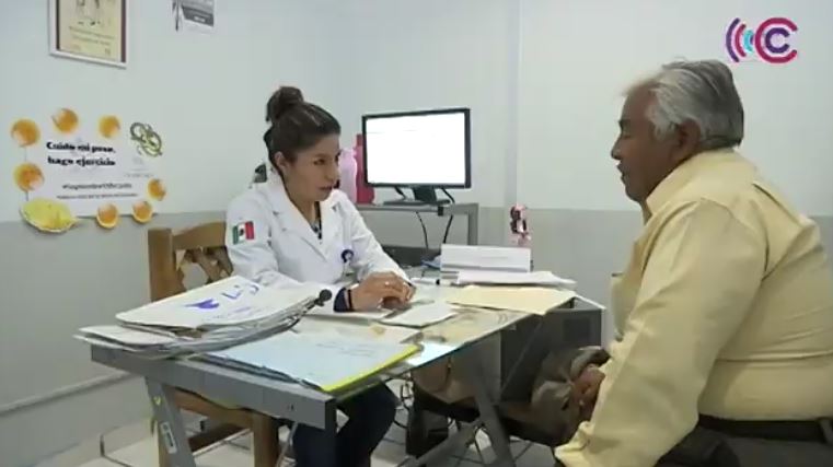 IMSS-Bienestar incorporará diez especialistas para reforzar hospitales de Tlaxcala