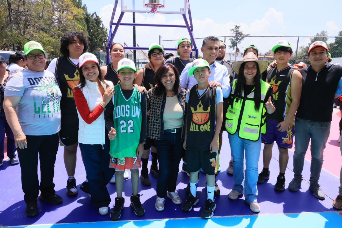 Con “Tlaxcaltequio” embellecieron la Unidad Deportiva Blas 