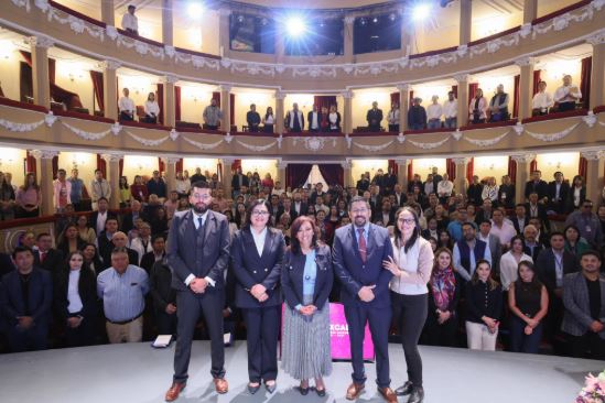 Con apoyo de nuevas tecnologías, gobierno estatal fortalece atención a la población tlaxcalteca