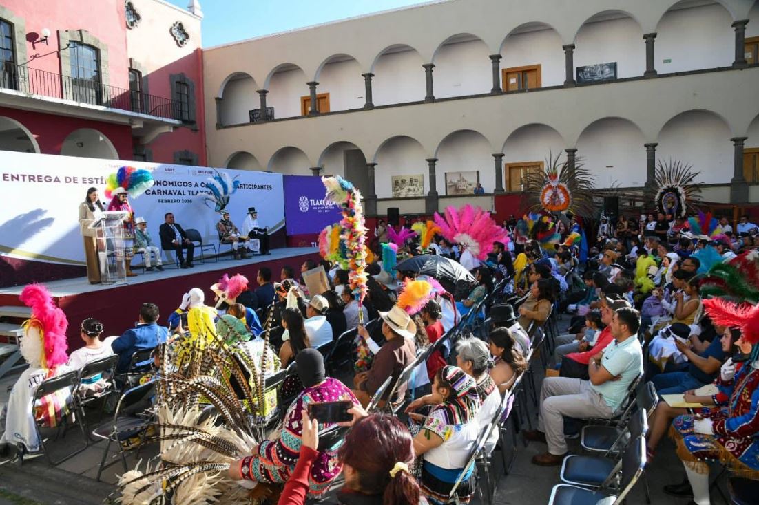 Promueve gobierno estatal la tradición del Carnaval con apoyos a camadas